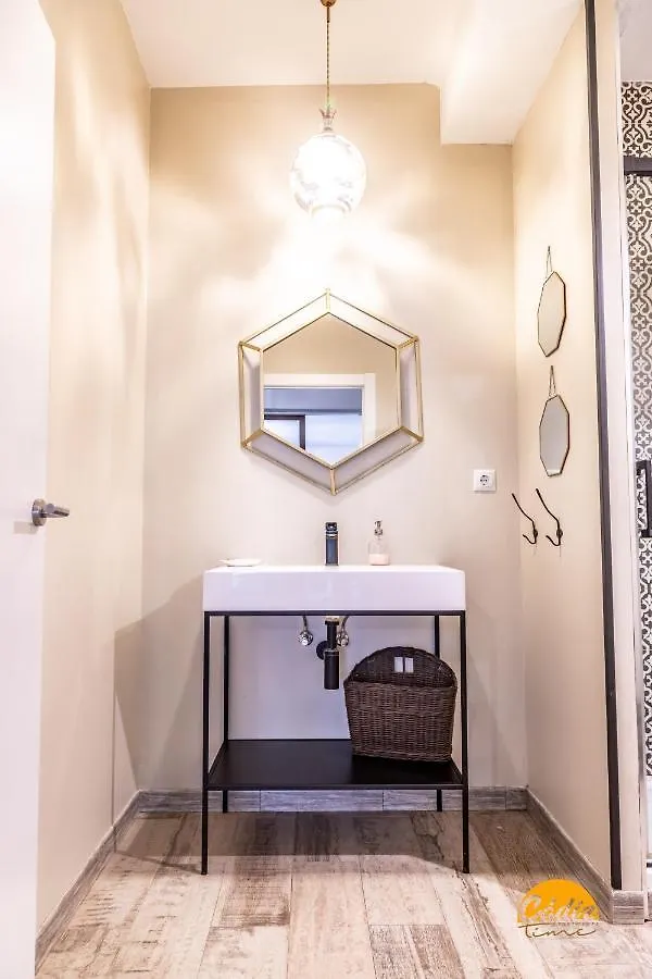 La Luz De Cadiz By Cadiz Time Apartment 0*,
